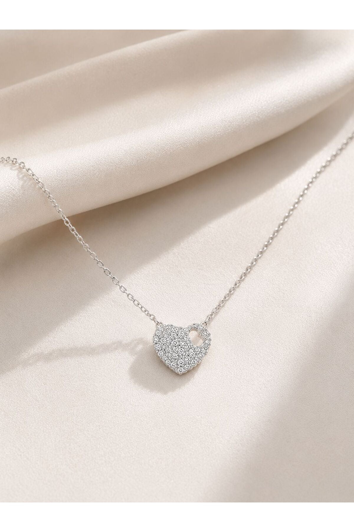 Colier din argint 925 cu zirconiu, placat cu rodiu