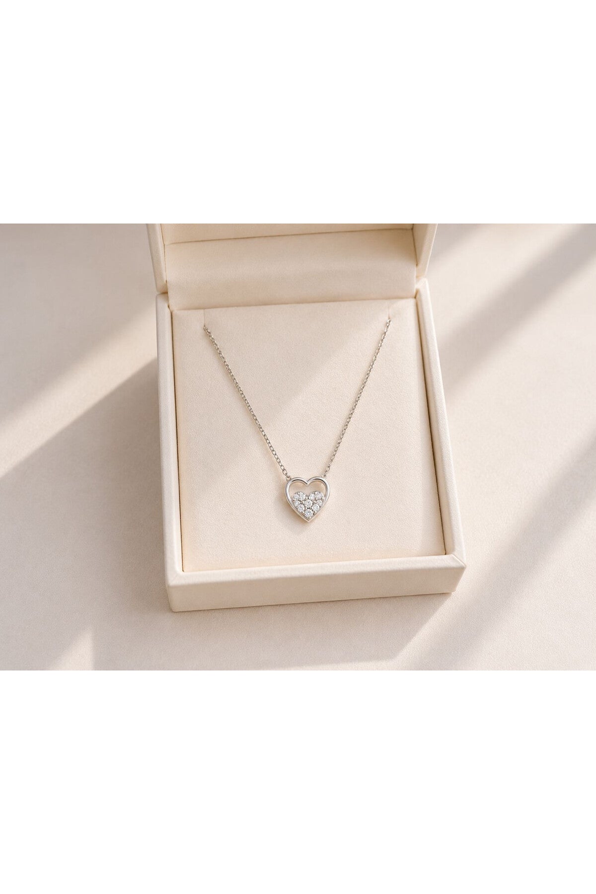 Colier din argint 925 cu zirconiu, placat cu rodiu